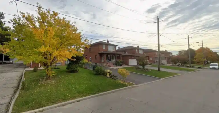 9 Lorne Bruce Dr
